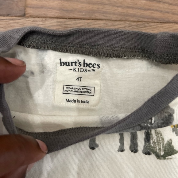 EUC 3T/4T Pajama Sets - Picture 9 of 10